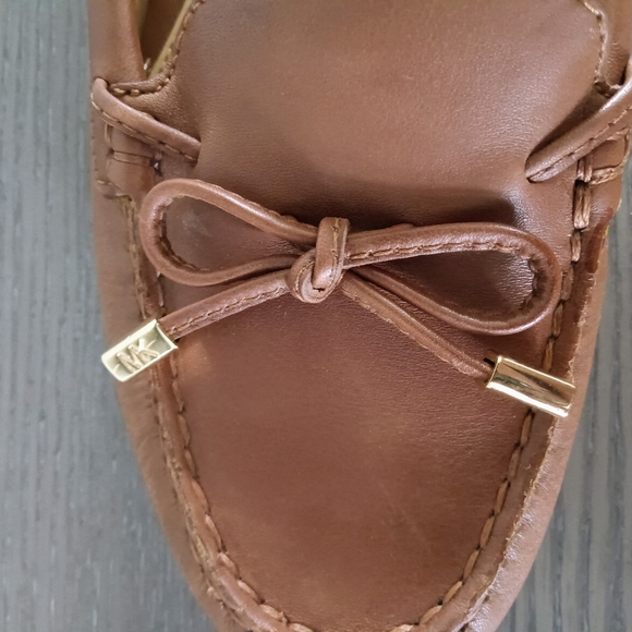 SOLD NWOB Michael Kors Leather Loafers 7.5M - Picture 3 of 8